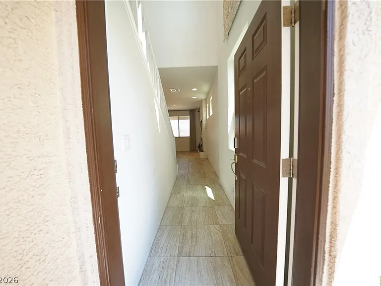 880 Cool Aquamarine St — Photo 3