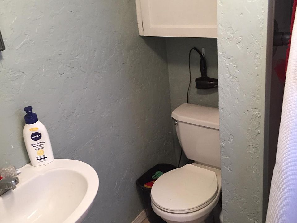 314 N Husband St 1/2, Stillwater, OK 74075 Zillow