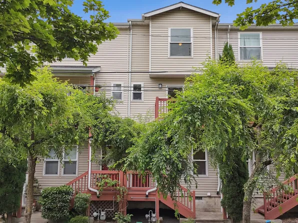8715 N Crawford St, Portland, OR 97203