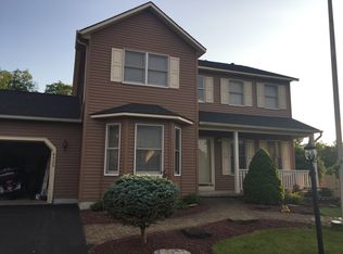 4325 Lazybrook Cir, Liverpool, NY 13088