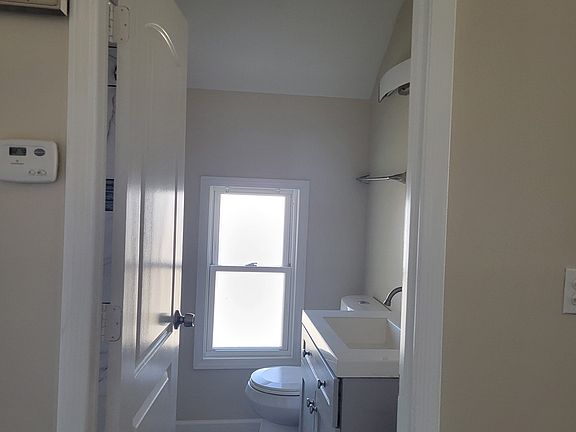 3rd image of 721 Washington St #2