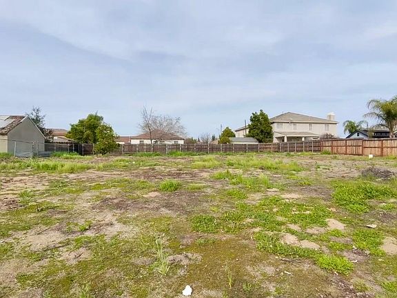 2nd image of 163 Franklin Ln