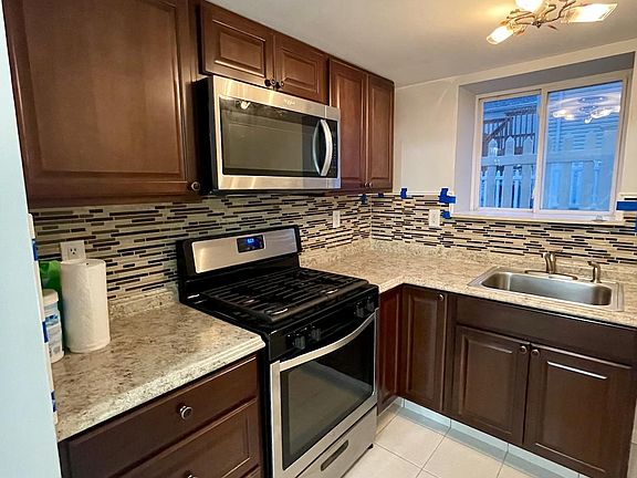 2nd image of 103 Excelsior Ave