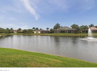 1736 Persimmon Dr, Naples, FL 34109