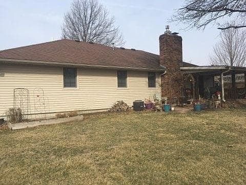 3rd image of 217 Hillcrest St