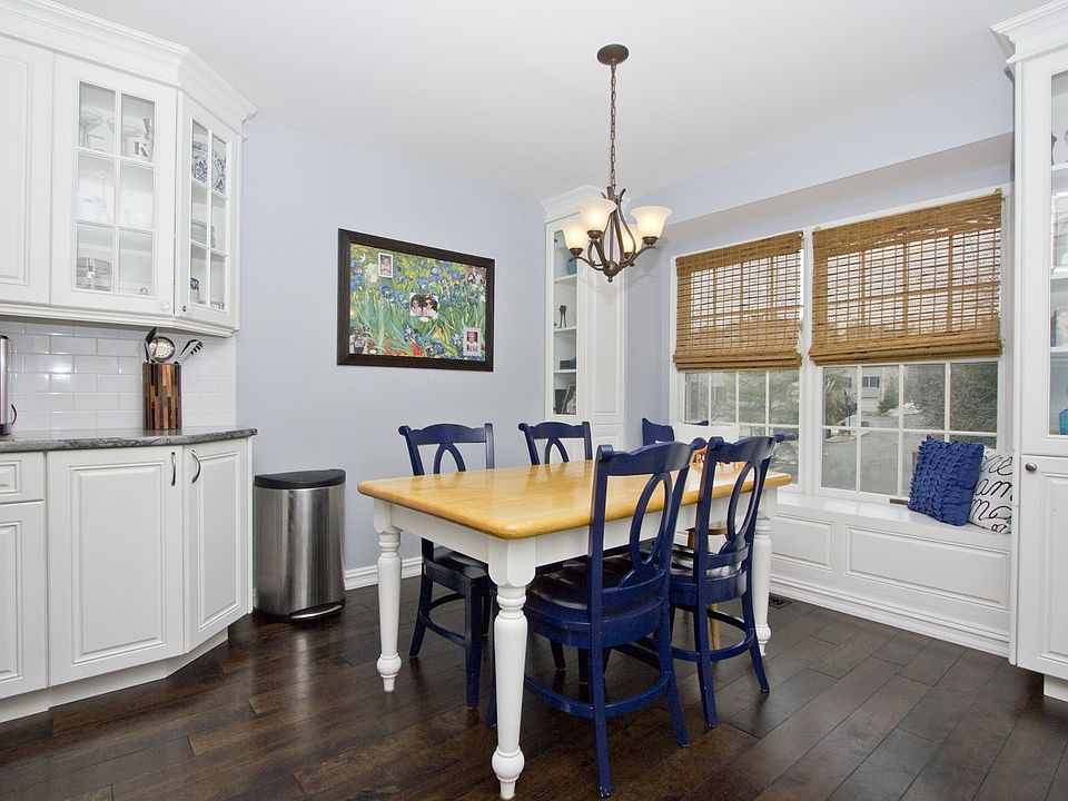 Large EIK Kitchen