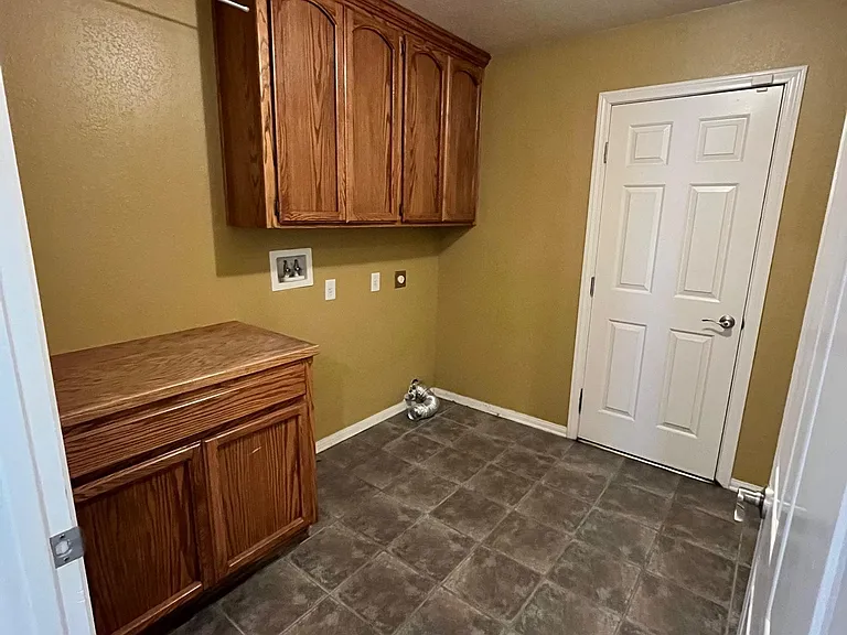13210 Tamarisk Rd — Photo 21
