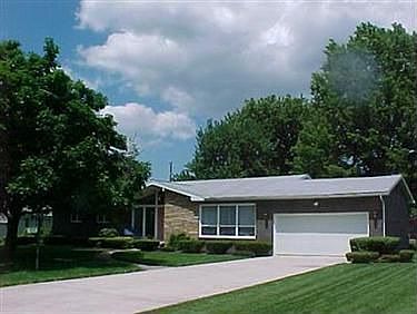 2nd image of 157 Crestview Dr