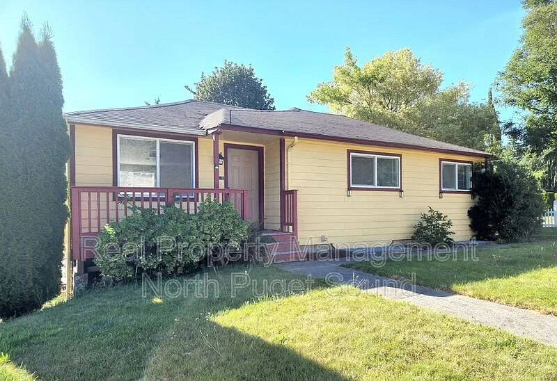 Building Photo - 10914 Willow Rd #A