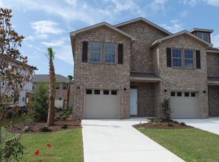 8860 Brown Pelican Cir, Navarre, FL 32566