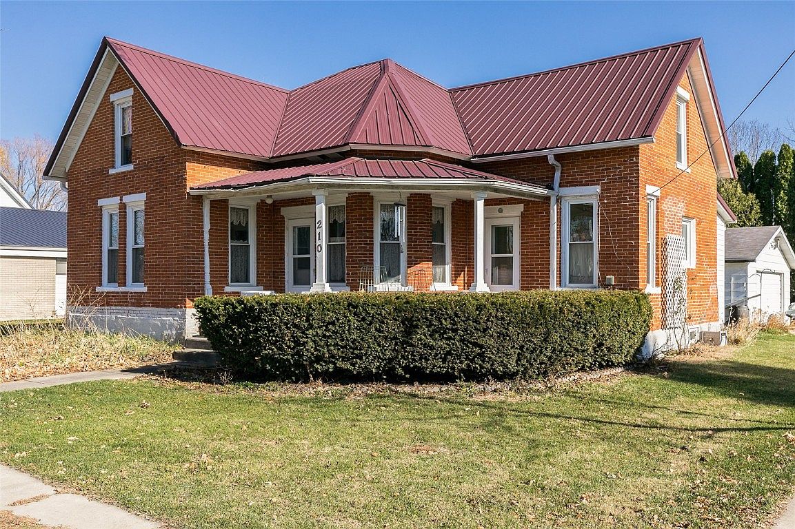 210 S Main St, Stanwood, IA 52337 Zillow