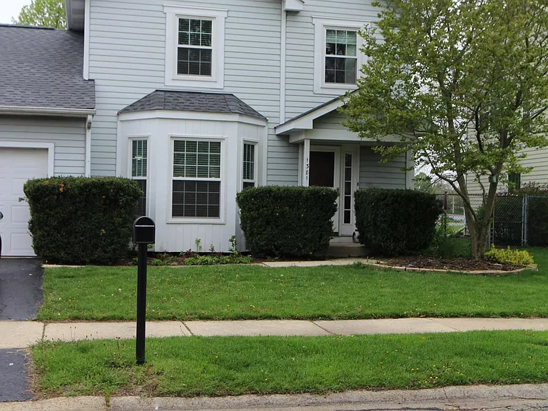 1381 Rennet Dr — Photo 1