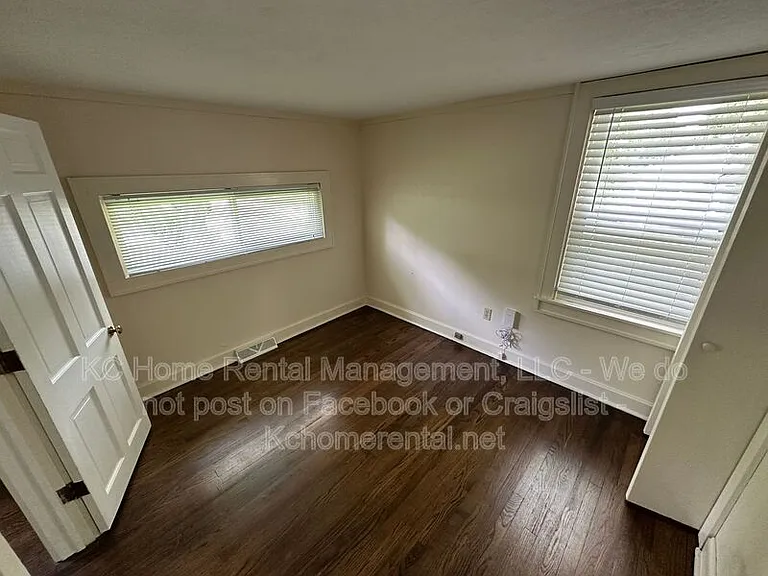 6101 Fontana St — Photo 29
