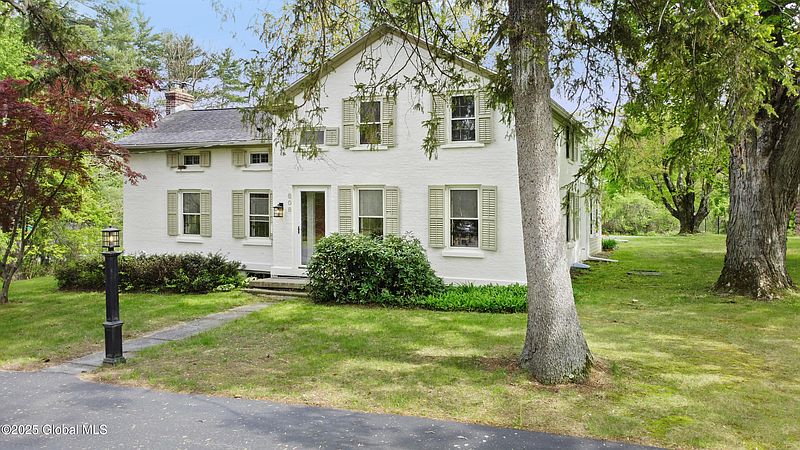 4th image of 808 Feura Bush Road