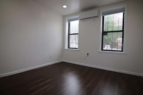 Rented by Target Realty Group | media 1