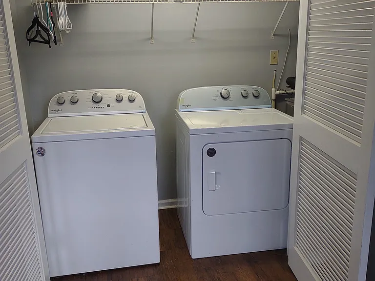 414 Western Green Ave #D — Photo 10