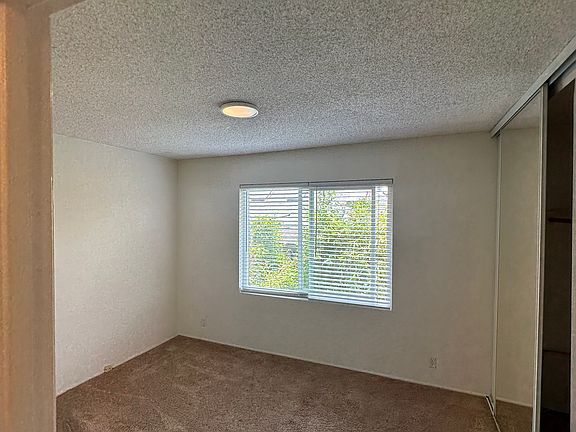5th image of 246 Bicknell Ave APT 7