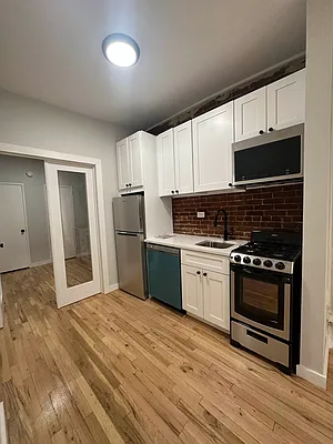 Rented by Peter R. Hungerford, LREB | media 8