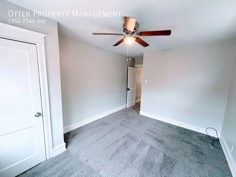 1954 73rd Ave — Photo 31