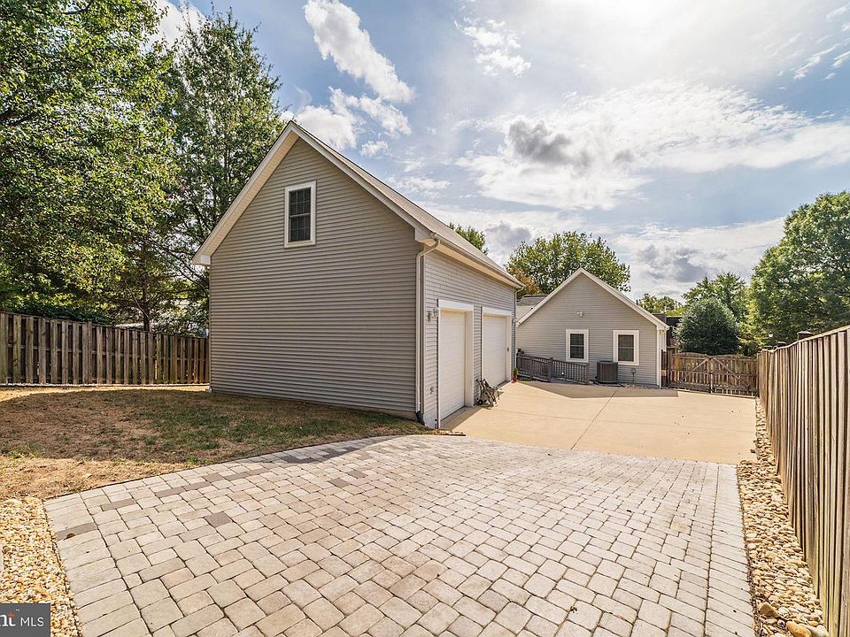 1st image of 7026 Polins Ct