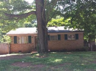 335 Echodale Dr, Charlotte, NC 28217