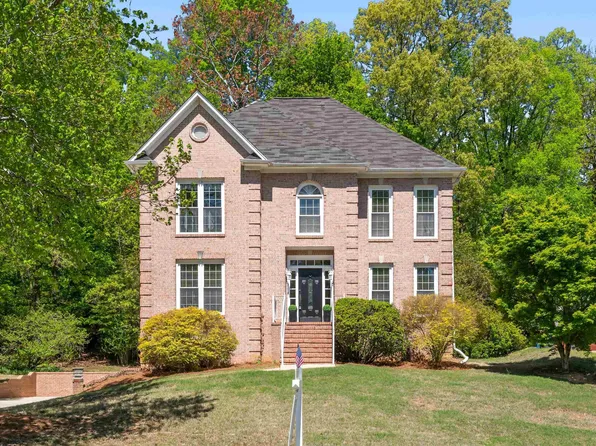 1945 Strawberry Ln, Birmingham, AL 35244