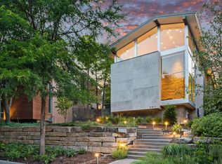 2211 Kessler Woods Ct, Dallas, TX 75208