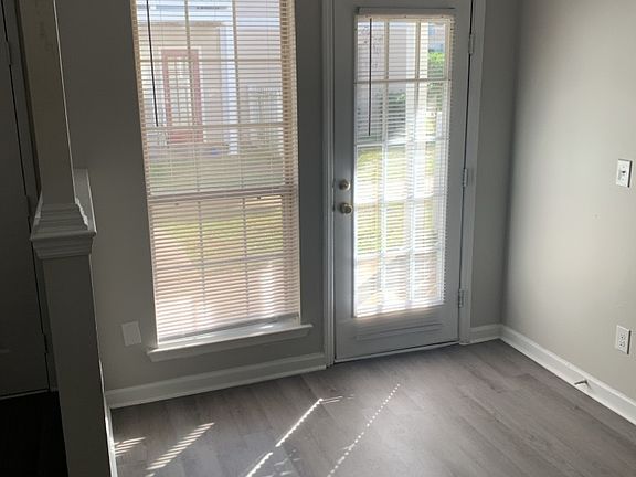 2nd image of 532 Coliseum Blvd #11202267