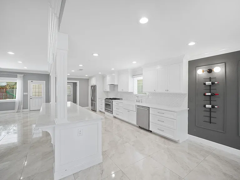 6215 S Braeswood Blvd — Photo 5