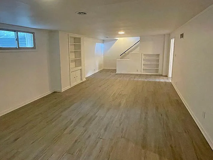 8321 Belleview Ave — Photo 22