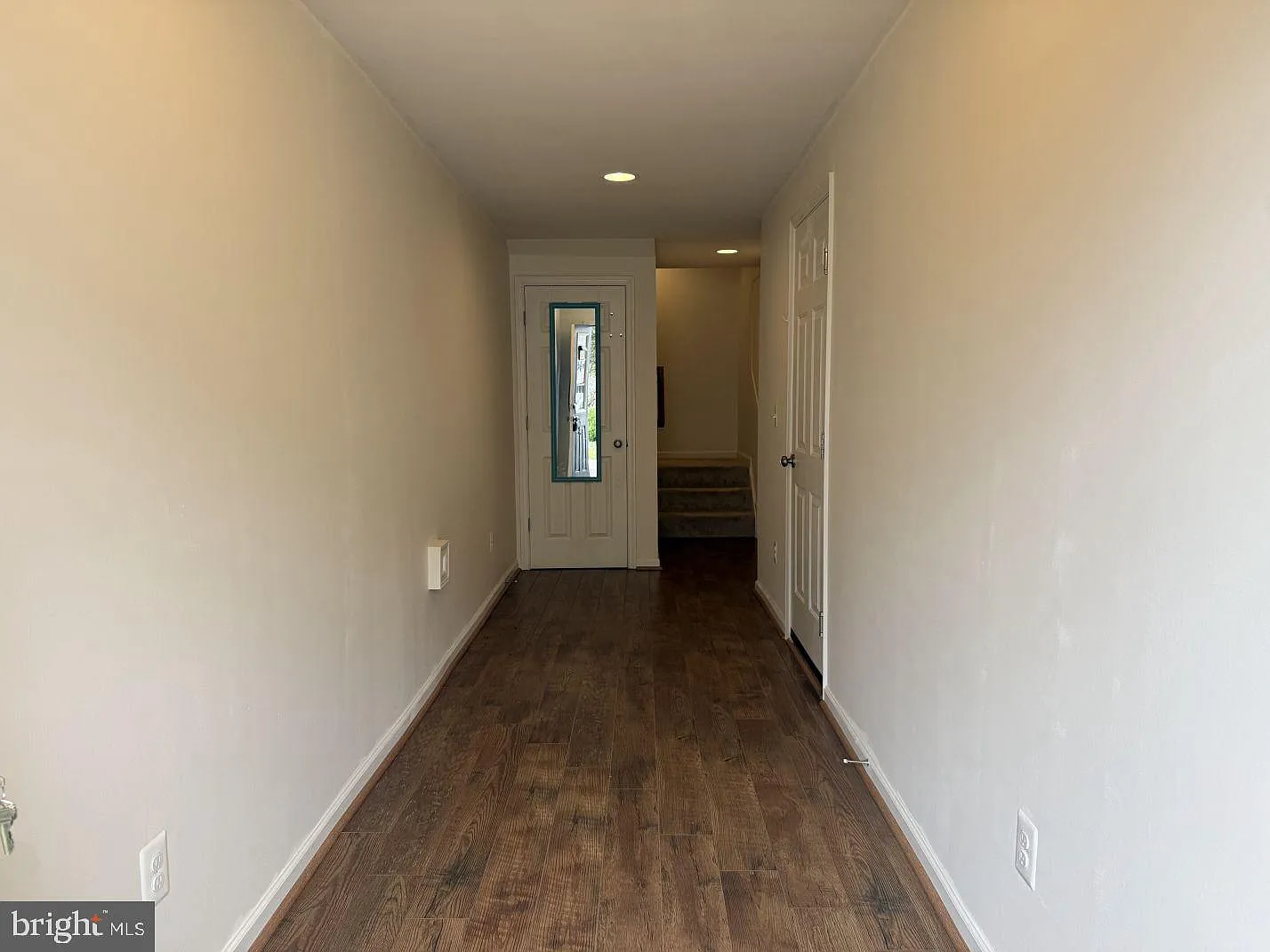 4 bed, 3.0 bath, 2770 sqft, $2,400 — Photo 4