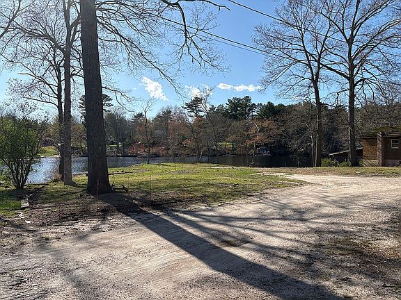 5th image of 3 Lakeside Drive Ext