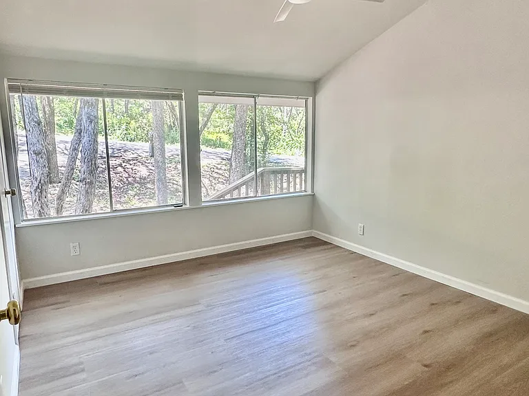 1603 Westlake Dr — Photo 15