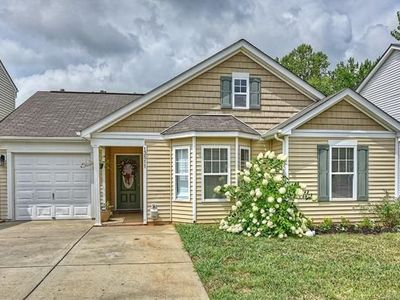 13511 Tartarian Ct, Charlotte, NC, 28215