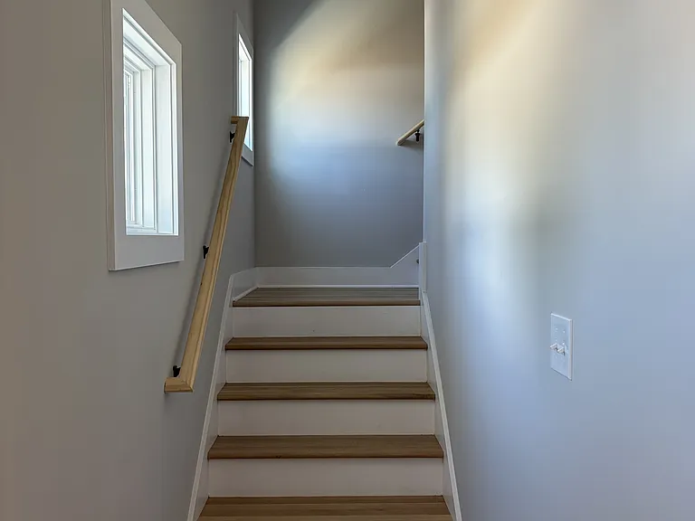 77 Shelor Dr #C — Photo 11
