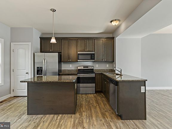 3rd image of 15 Swearingen Way