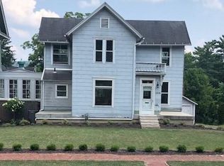 205 E State St, Athens, OH 45701