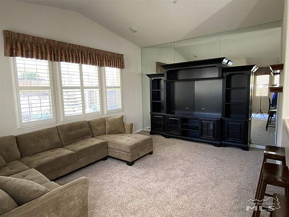 3rd image of 2414 Napoli Dr