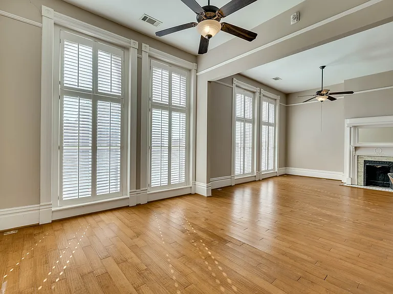 929 Broad St — Photo 19