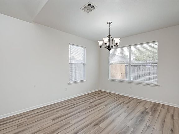 4th image of 6030 Shining Leaf Ct