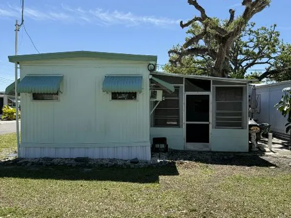 2 Oak Dr #2, Ellenton, FL 34222