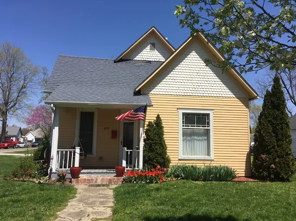 659 Walnut St, Clinton, IN 47842
