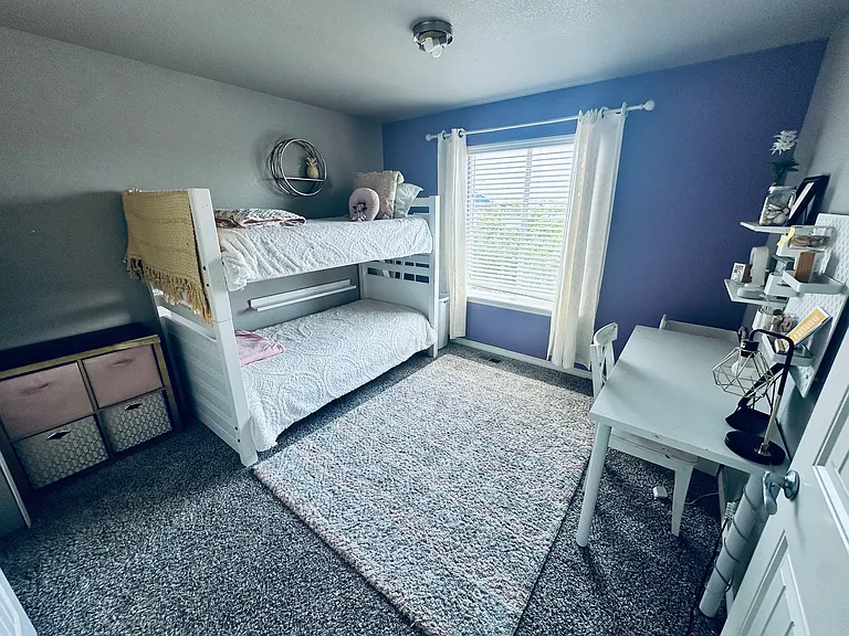 520 Mount Rainier St — Photo 28
