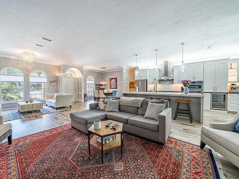 5121 NW 76th Ln — Photo 19