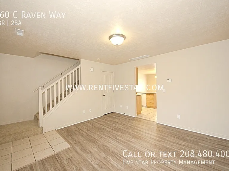 560 C Raven Way — Photo 4