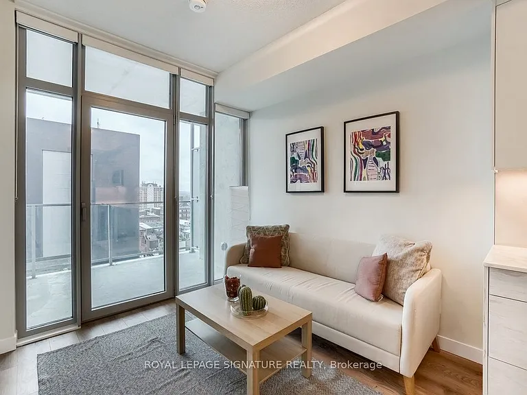 60 Frederick St #811 — Photo 13