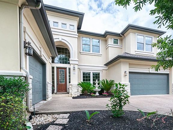 2nd image of 12109 Las Flores Dr