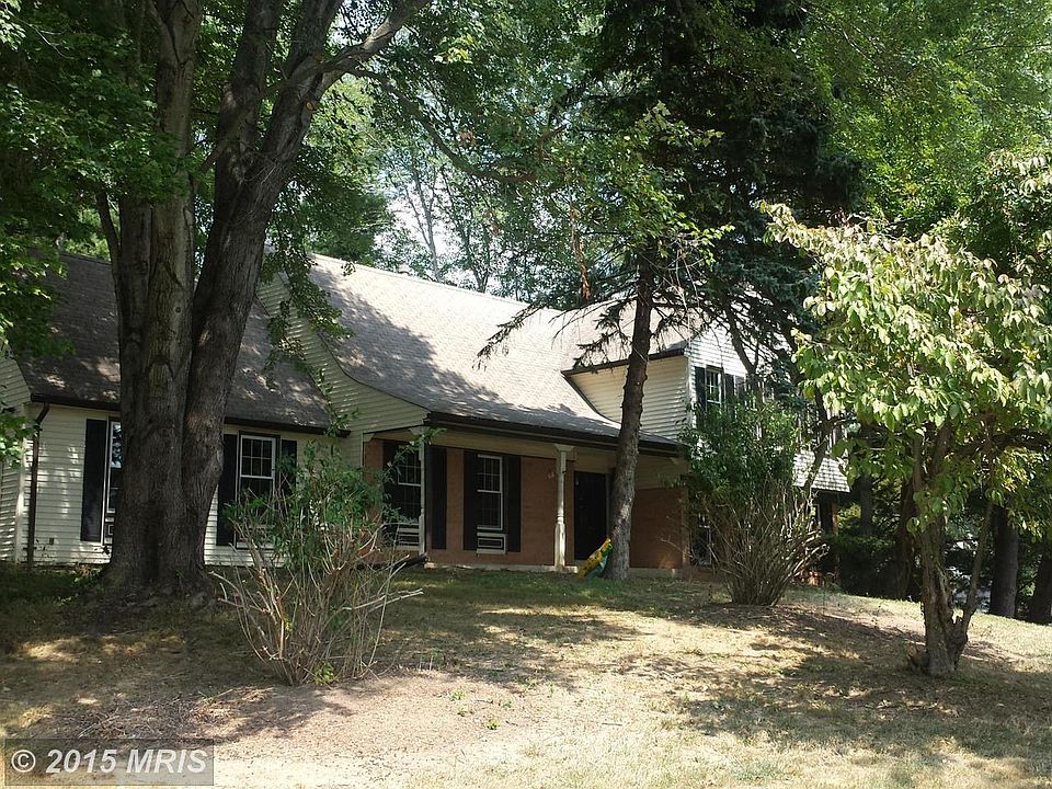 Exterior (Front)