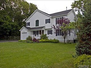5th image of 14 Asbury Dr