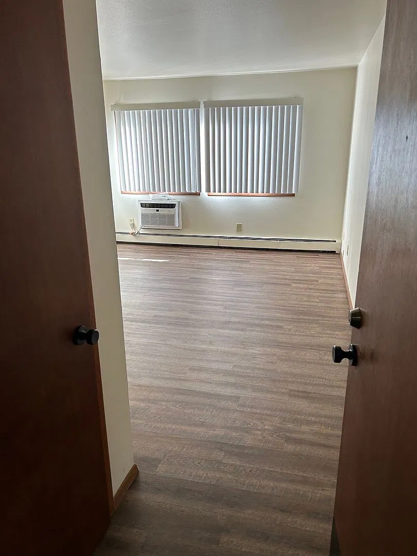 703coll — Photo 4